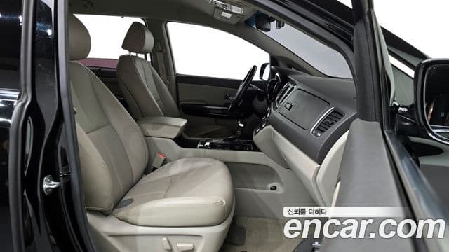 Kia All New Carnival President, 2018 10