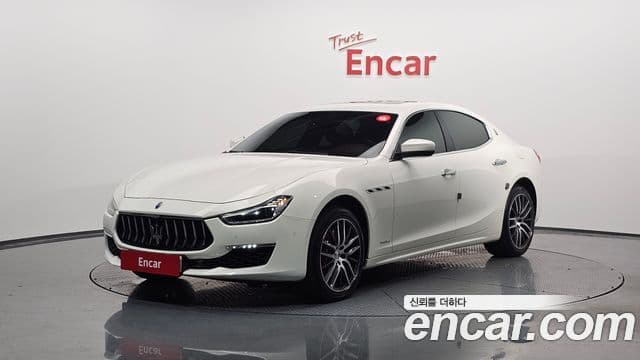 Maserati 기블리 3세대