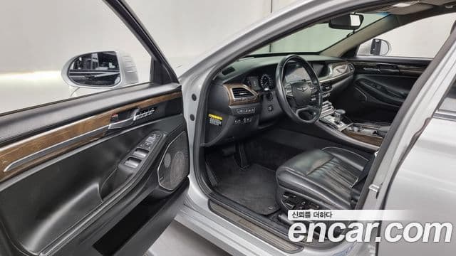 Genesis EQ900 Prestige, 2018 10