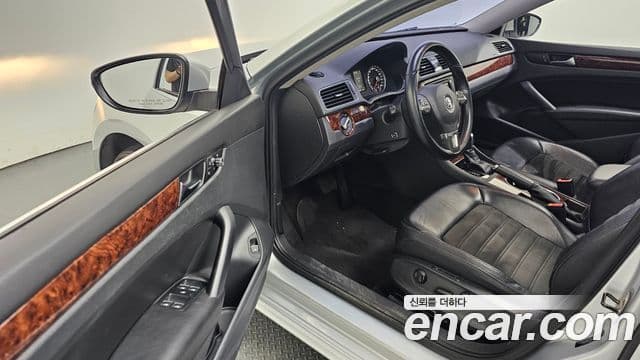 Volkswagen The / новый New Passat B7, 2013 11