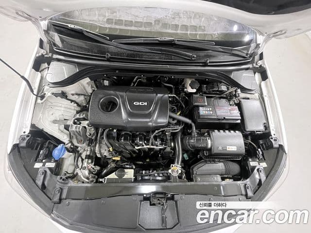 Hyundai Avante AD 1.6 GDI Value Plus, 2017 15