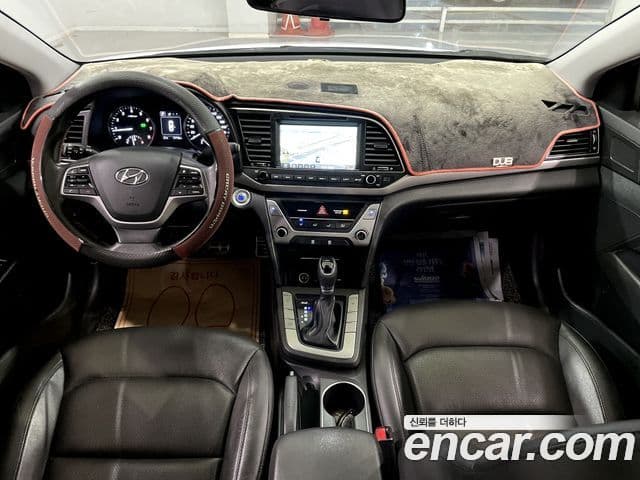 Hyundai Avante AD 1.6 GDI Value Plus, 2017 14