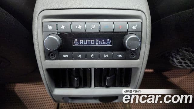 Cadillac All New SRX Premium, 2011 19