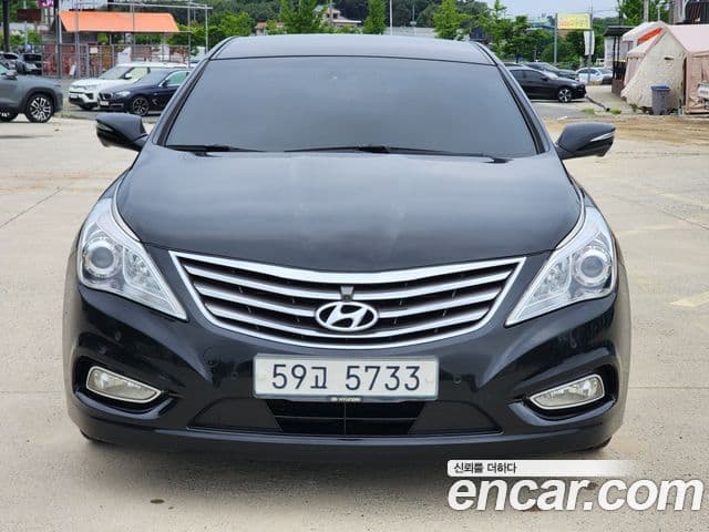 Hyundai Grandeur HG HG330 Celebrity, 2012 1