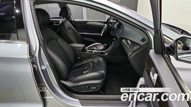 Hyundai LF Sonata 1.7 дизель Smart, 2016 12