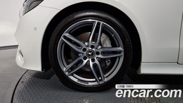 Mercedes-Benz E-класс W213 E220d купе, 2018 все фото