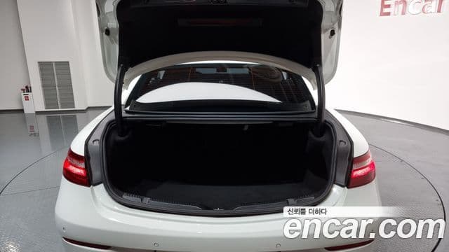 Mercedes-Benz E-класс W213 E220d купе, 2018 20