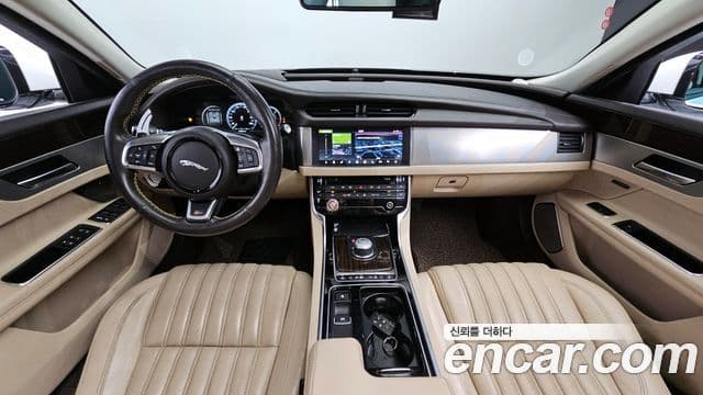 Jaguar XF (X260) 20d Portfolio AWD, 2017 7