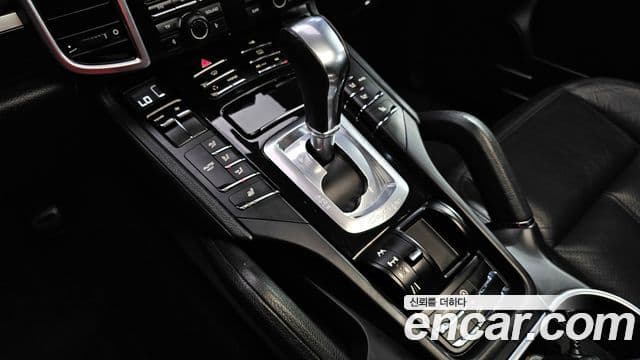 Porsche New Cayenne 958, 2011 9