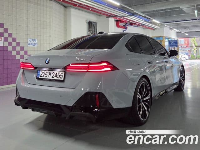 BMW 5시리즈 (G60) 530i xDrive M Sport, 2024 4