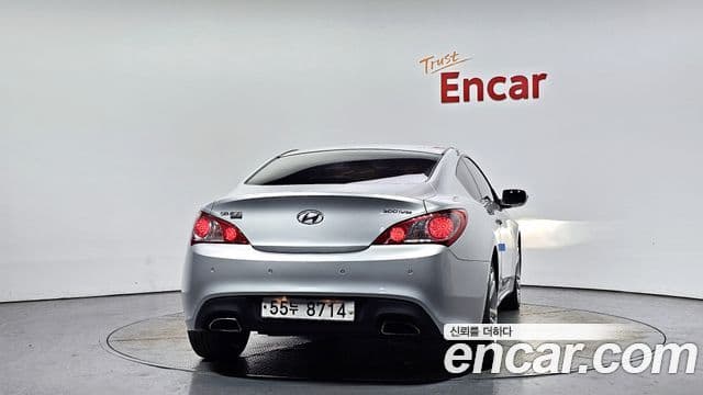 Hyundai Genesis купе 200 турбо R, 2009 4