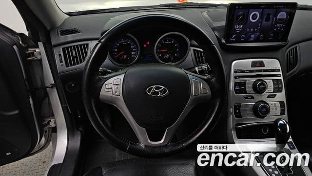 Hyundai Genesis купе 200 турбо R, 2009 15
