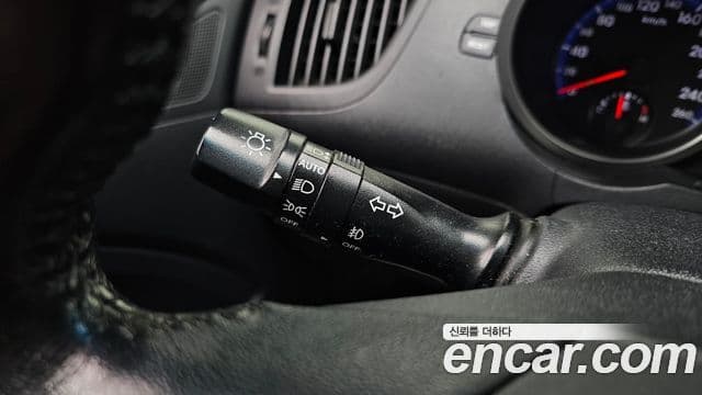 Hyundai Genesis купе 200 турбо R, 2009 16