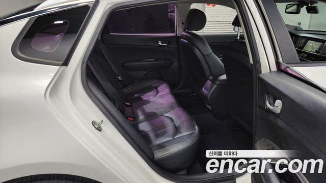 Kia K5 2세대 Luxury, 2017 11