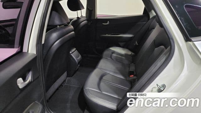 Kia K5 2세대 Luxury, 2017 12