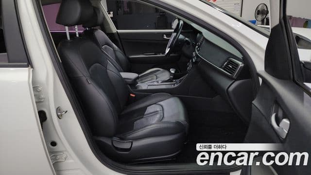 Kia K5 2세대 Luxury, 2017 13