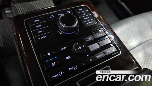 Hyundai Equus(новый кузов / новое поколение) Prestige, 2013 19