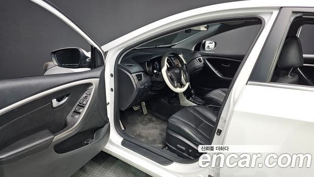 Hyundai i30(новый кузов / новое поколение) 1.6 GDI Extreme, 2012 10