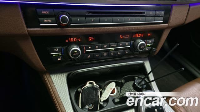 BMW 5시리즈 (F10), 2011 17