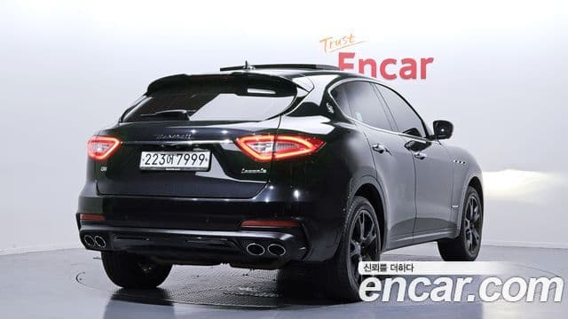 Maserati Levante 3.0 дизель AWD GranSport, 2019 2