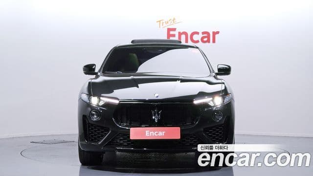 Maserati Levante 3.0 дизель AWD GranSport, 2019 3