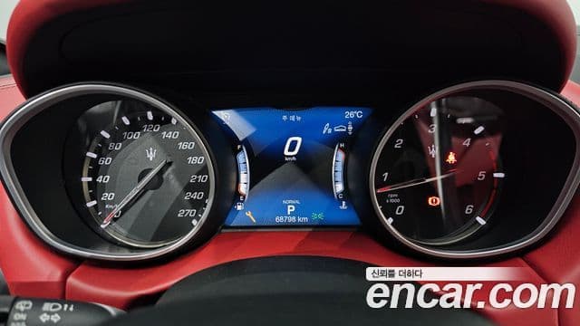 Maserati Levante 3.0 дизель AWD GranSport, 2019 8