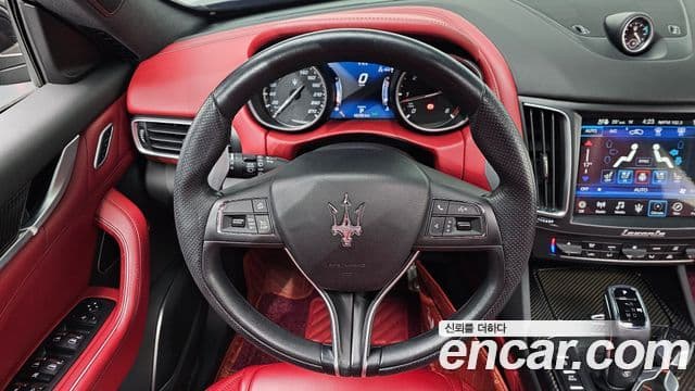 Maserati Levante 3.0 дизель AWD GranSport, 2019 13