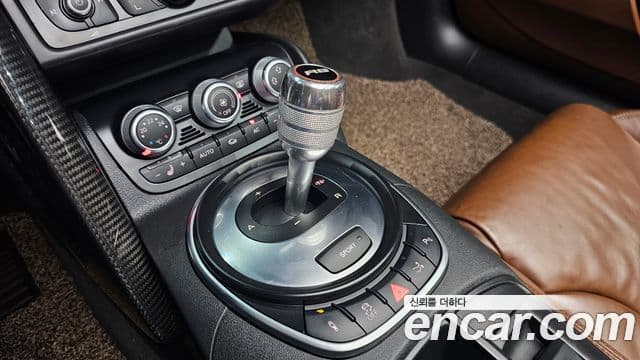 Audi R8 5.2 V10 Spyder, 2012 9