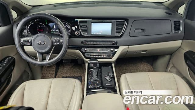 Kia All New Carnival VIP, 2018 7