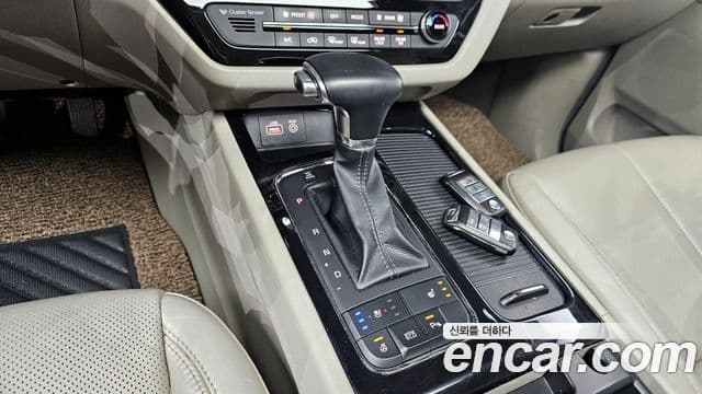 Kia All New Carnival VIP, 2018 9