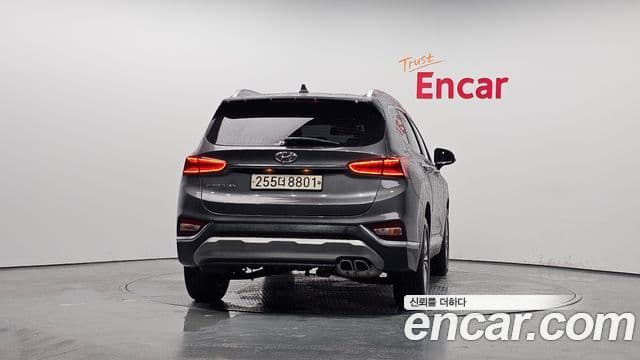 Hyundai Santa Fe TM Exclusive, 2020 4