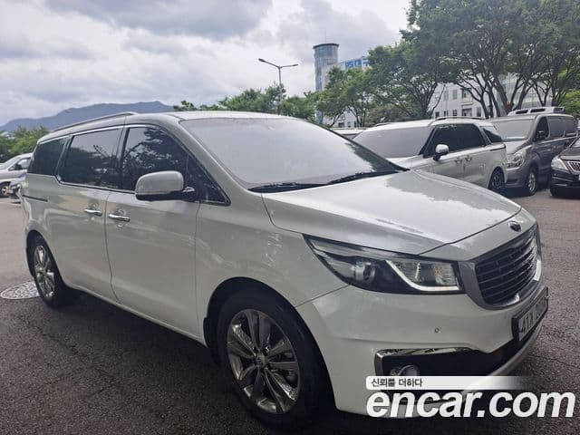 Kia All New Carnival Noblesse, 2017 4