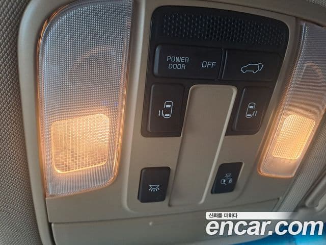 Kia All New Carnival Noblesse, 2017 10