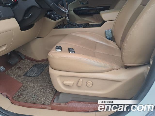 Kia All New Carnival Noblesse, 2017 12