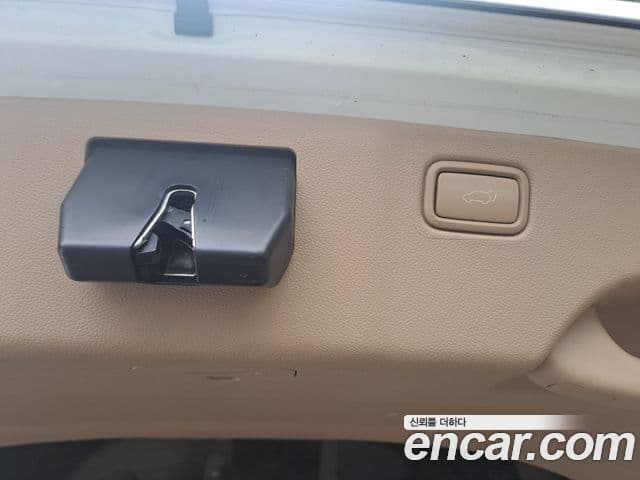 Kia All New Carnival Noblesse, 2017 17