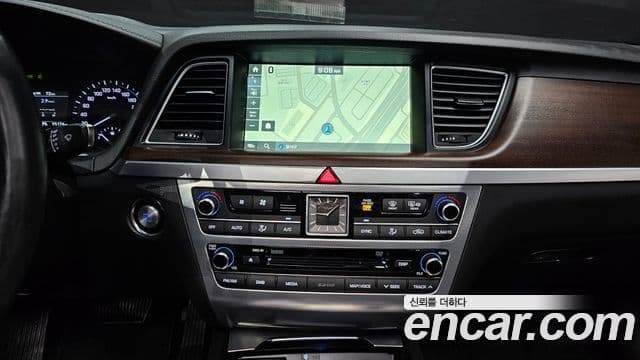 Genesis G80 Premium Luxury, 2018 15