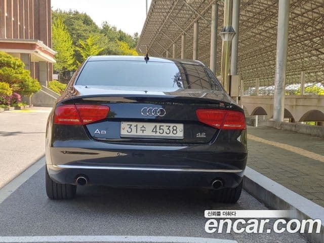 Audi New A8 D4, 2011 3
