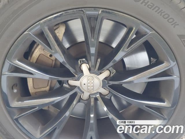 Audi New A8 D4, 2011 13