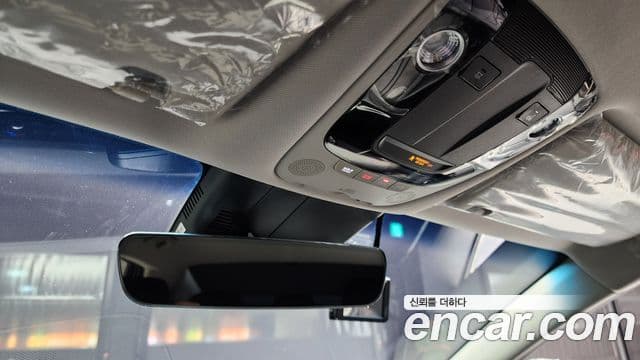 Kia K8 гибрид Noblesse Light, 2022 17