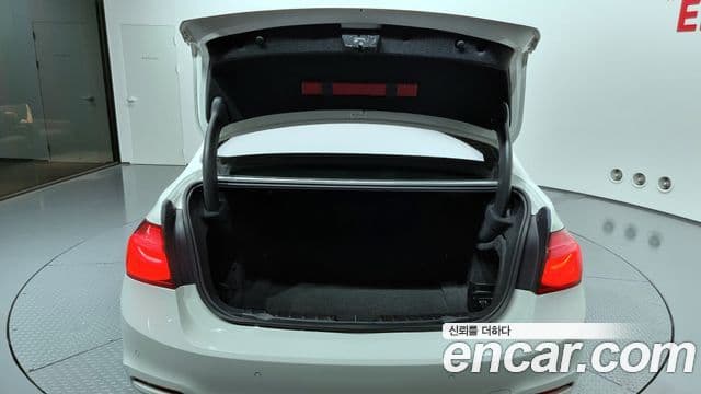 BMW 3시리즈 (F30), 2018 20