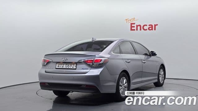 Hyundai LF Sonata гибрид Modern, 2016 2