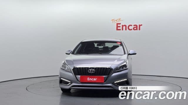 Hyundai LF Sonata гибрид Modern, 2016 3