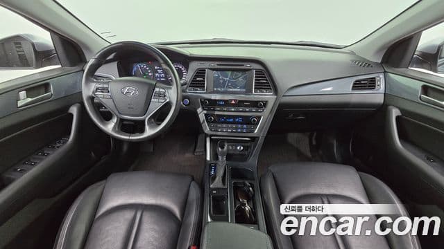 Hyundai LF Sonata гибрид Modern, 2016 7