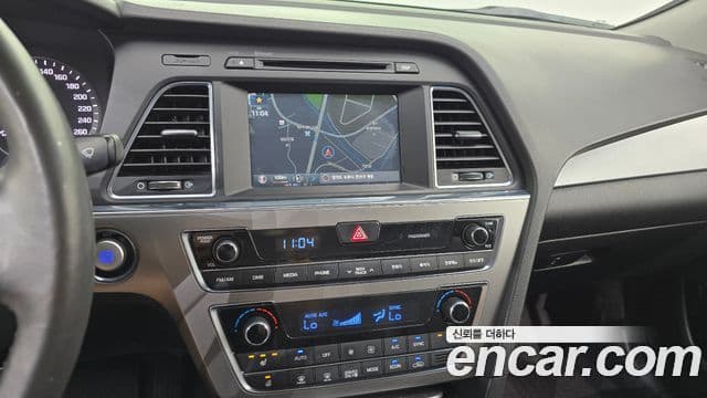 Hyundai LF Sonata гибрид Modern, 2016 14