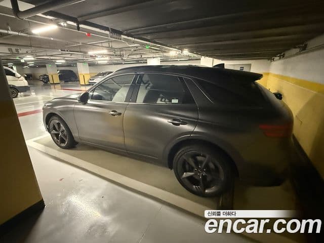 Genesis GV70, 2025 4