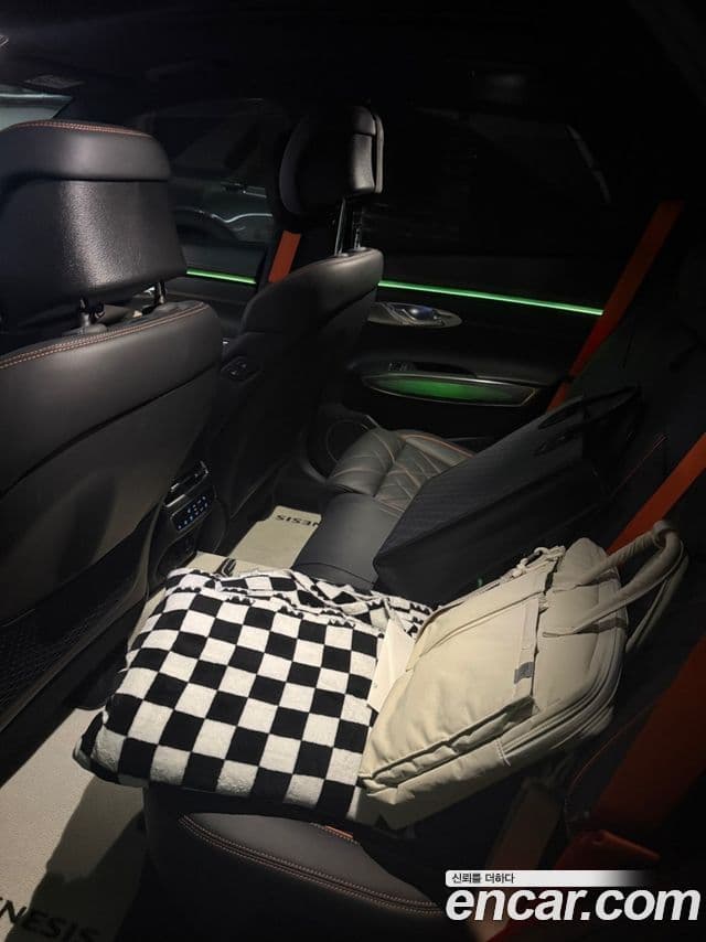 Genesis GV70, 2025 10