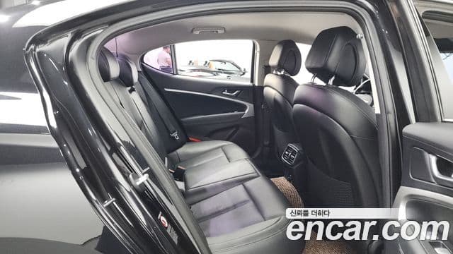 Genesis G70 Advanced, 2018 12