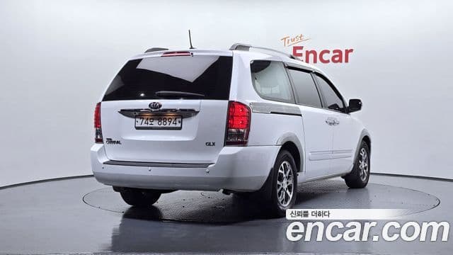 Kia Carnival R Premium, 2014 2