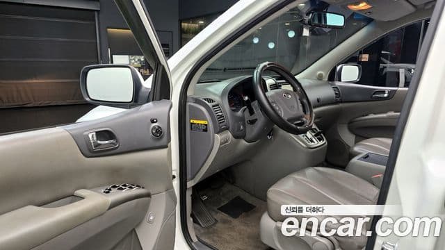 Kia Carnival R Premium, 2014 11