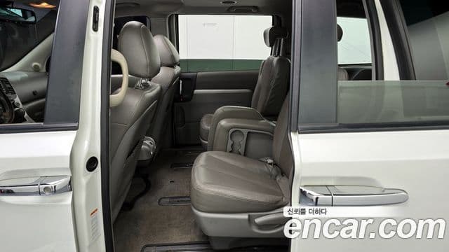 Kia Carnival R Premium, 2014 12